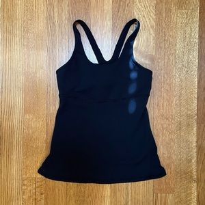 Black Lululemon tank